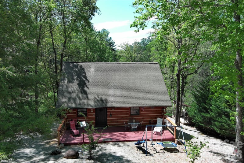 653 Lakeview Dr, Marion, NC 28752