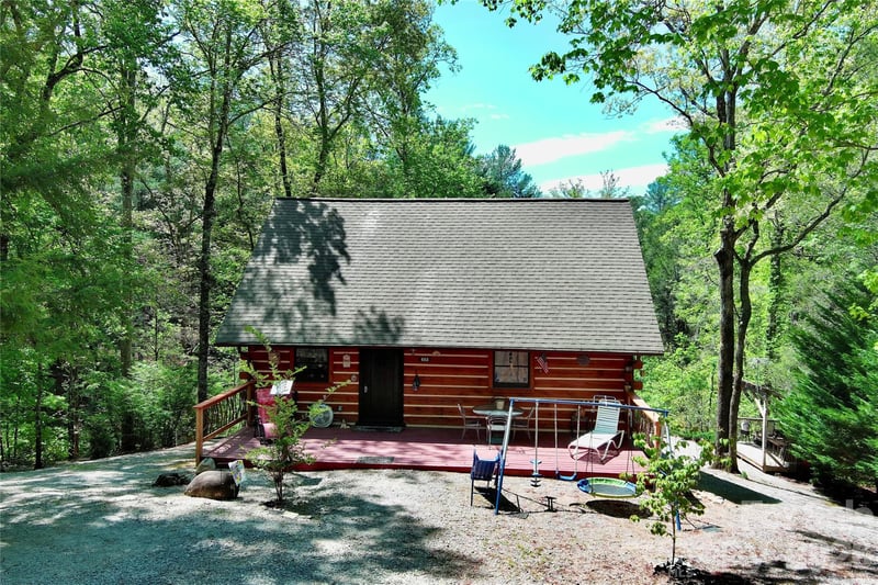 653 Lakeview Dr, Marion, NC 28752