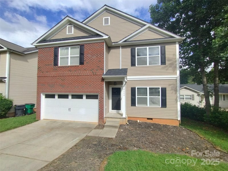 8644 Old Potters Rd, Charlotte, NC 28269