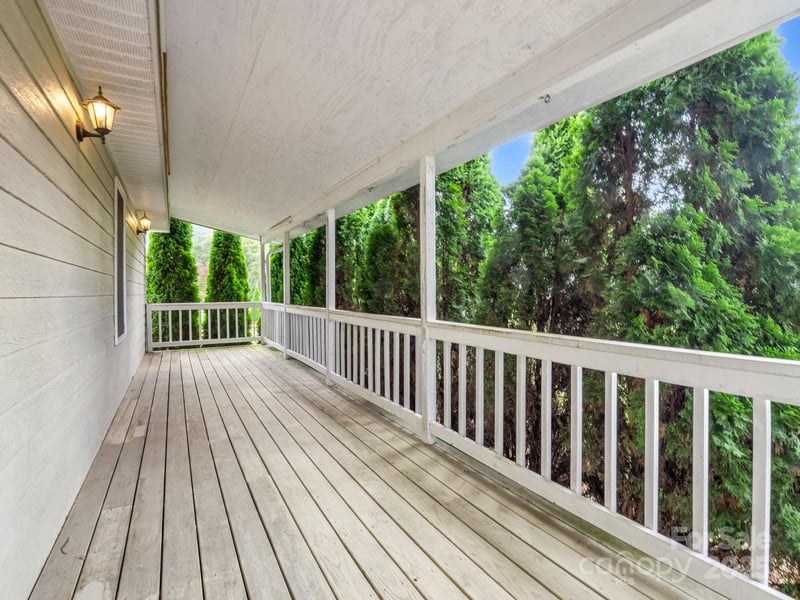 3 Quail Pointe Rd, Fletcher, NC 28732