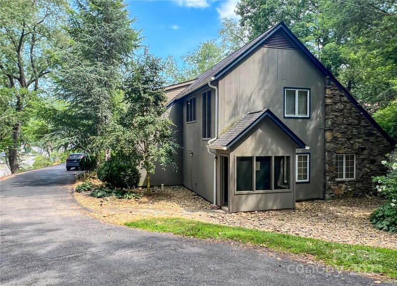 1275 Tunnel Rd, Asheville, NC 28805