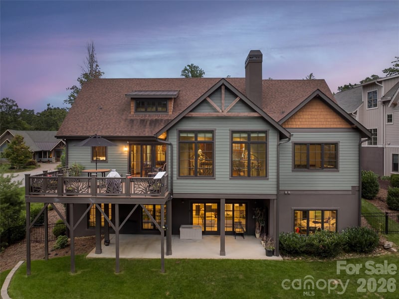 50 Hallett Ct, Asheville, NC 28803