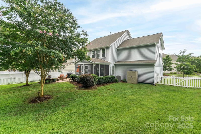 12920 Heath Grove Dr, Huntersville, NC 28078