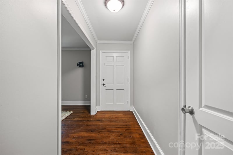 1045 Dooley Dr, Charlotte, NC 28227