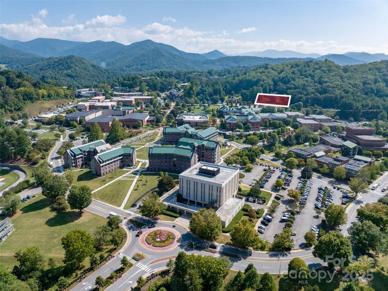 44 - 54 Legacy Ln, Cullowhee, NC 28723