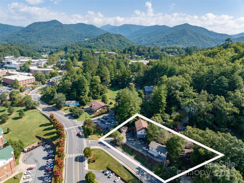 44 - 54 Legacy Ln, Cullowhee, NC 28723