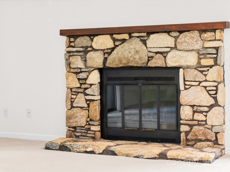 102 Cedar Forest Trl, Asheville, NC 28803