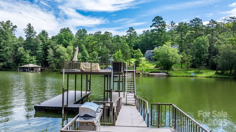1408 Lake Vista Dr #11/12, Connelly Springs, NC 28612