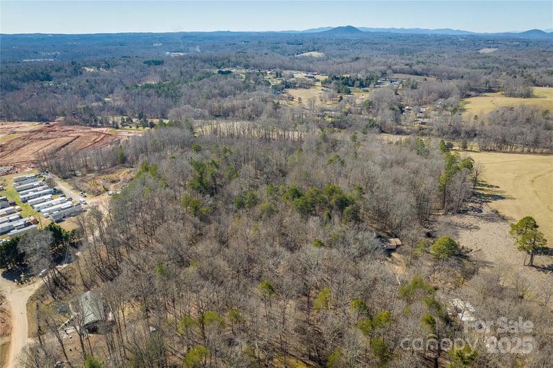 Short Rd, Hickory, NC 28602