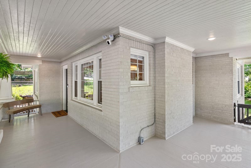 140 Pennsylvania Ave, Asheville, NC 28806