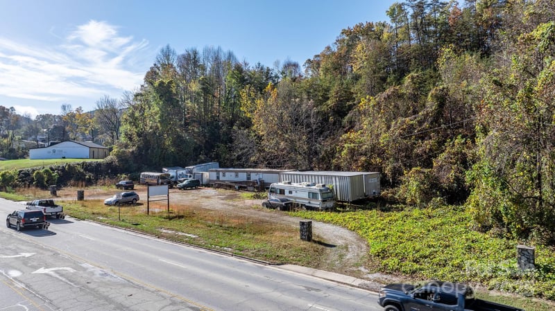 1965 N Main St, Marion, NC 28752