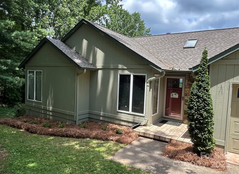 545 Summit Rd, Tryon, NC 28782