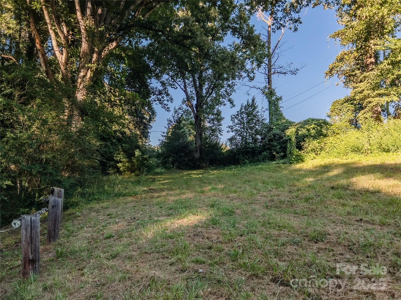 Franklin Grove Church Rd, Bryson City, NC 28713