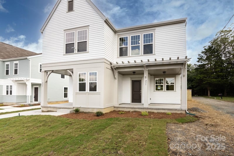 231 Hoskins Avenue Dr, Charlotte, NC 28208