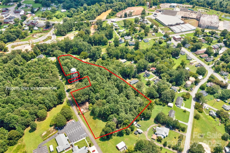 Lane St, Lawndale, NC 28090