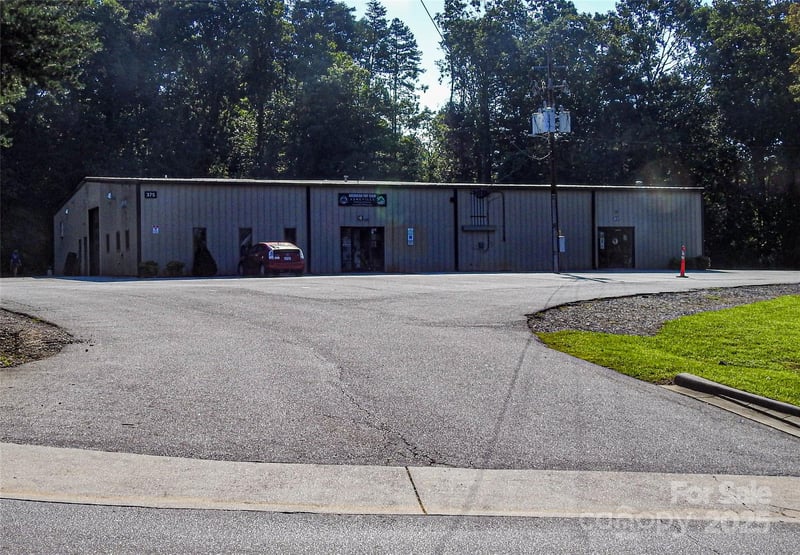 375 Rockwood Rd, Arden, NC 28704