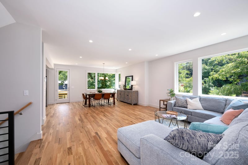 5 Orrinel Way, Asheville, NC 28806