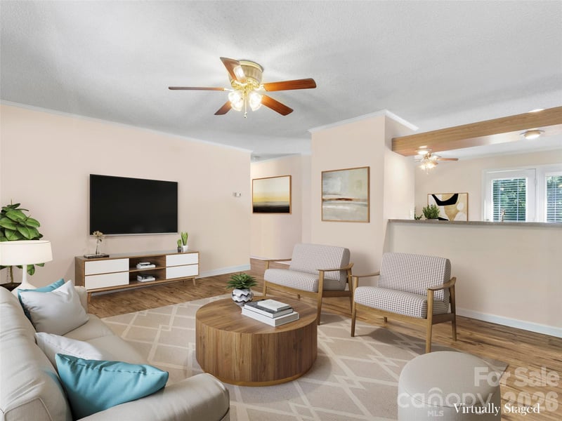 9 Sun Ridge Rd, Asheville, NC 28806