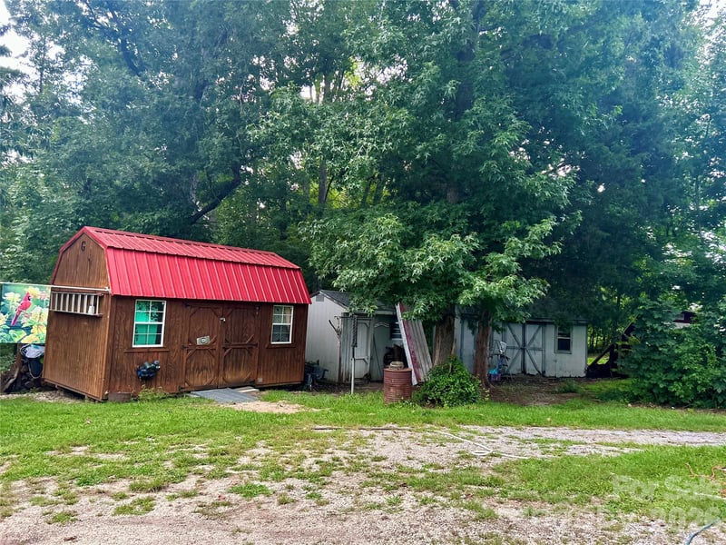 2740 Irene Bridge Hw, Hickory Grove, SC 29717