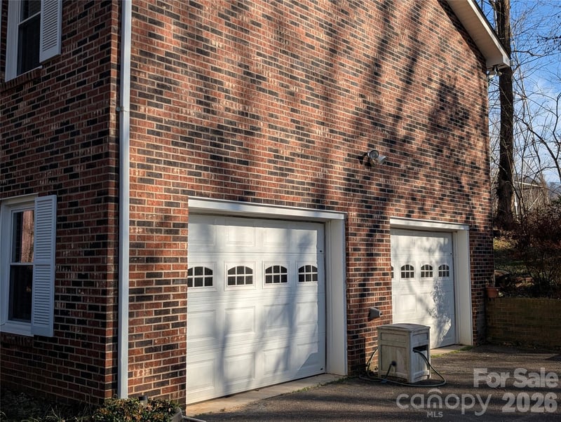 3065 Woodstream Dr, Valdese, NC 28690