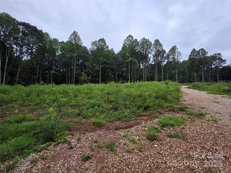 274 Deerchase Cir, Statesville, NC 28625