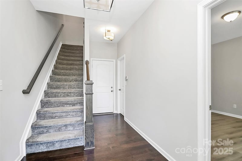 9604 Ainslie Downs St, Charlotte, NC 28273