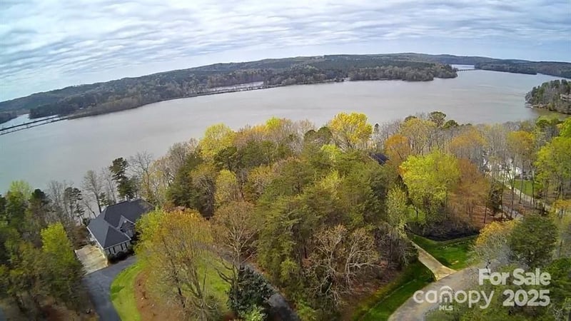 113 Water View Ct #95, Badin Lake, NC 28127