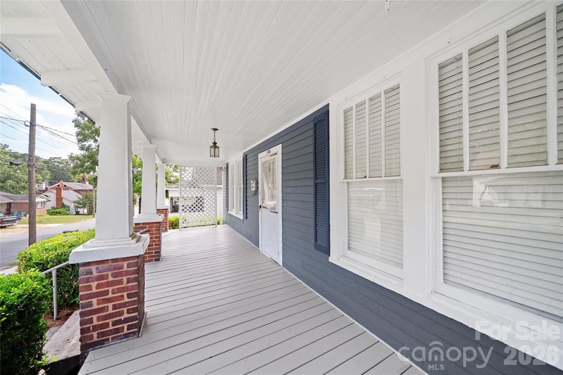 194 Cedar Dr, Concord, NC 28025