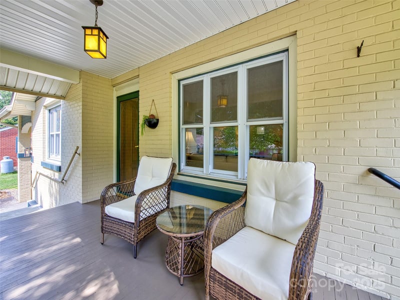 85 Marshall St, Waynesville, NC 28786