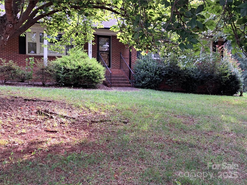123 Softwind Ln, Concord, NC 28025