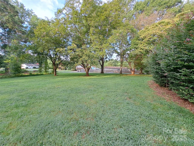 123 Softwind Ln, Concord, NC 28025