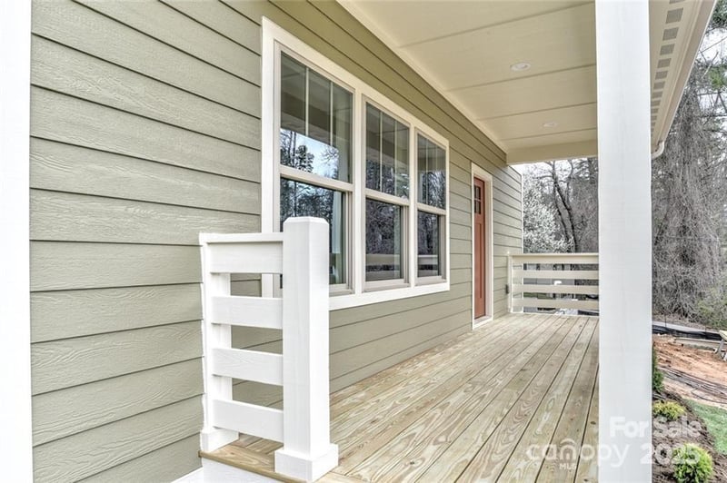 129 Aurora Dr #10, Asheville, NC 28805