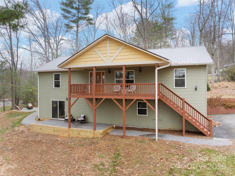 11 Tahchee Trl, Fletcher, NC 28732