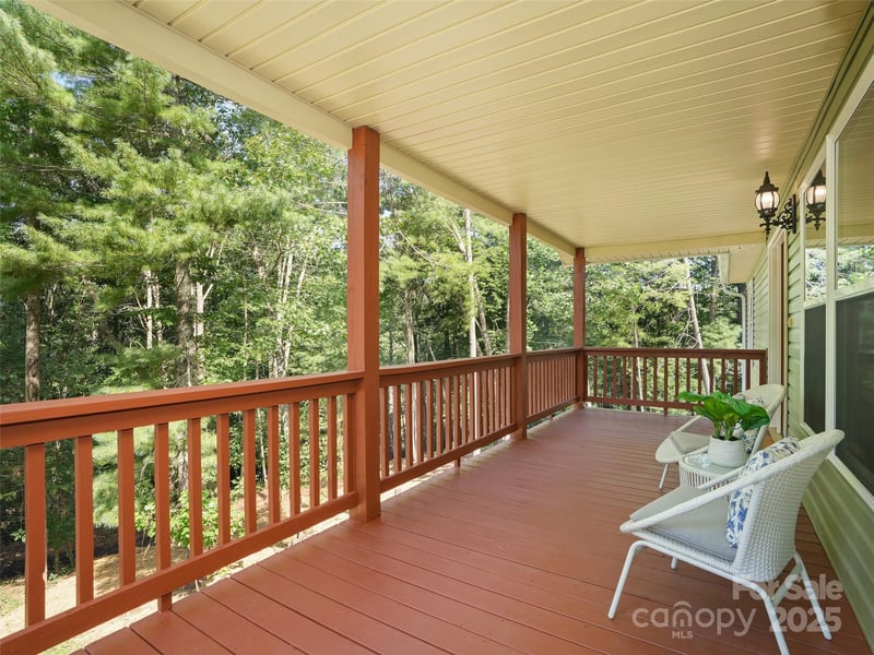 11 Tahchee Trl, Fletcher, NC 28732