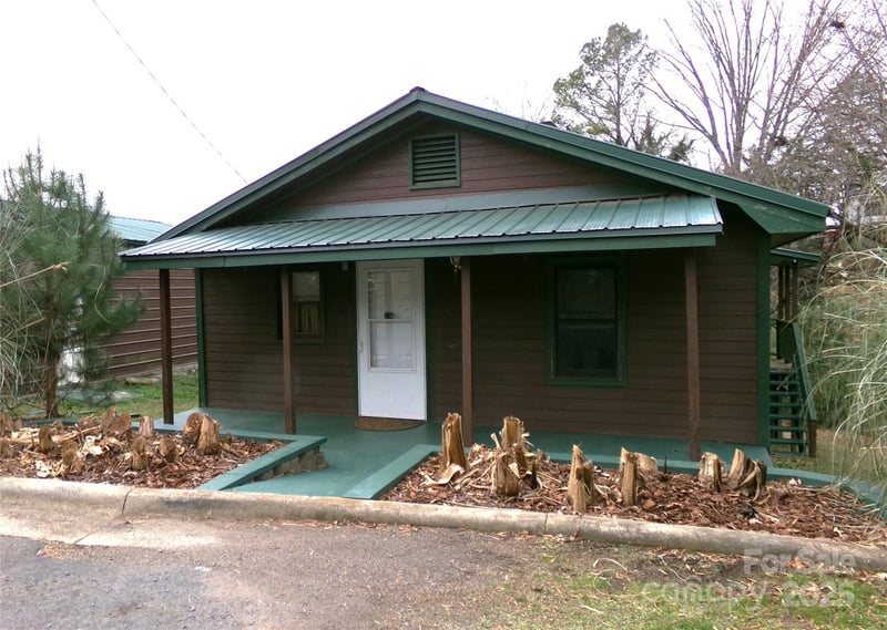 306 Dunlap St, Albemarle, NC 28001