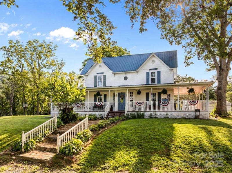 201 Murphy Hill Rd, Weaverville, NC 28787