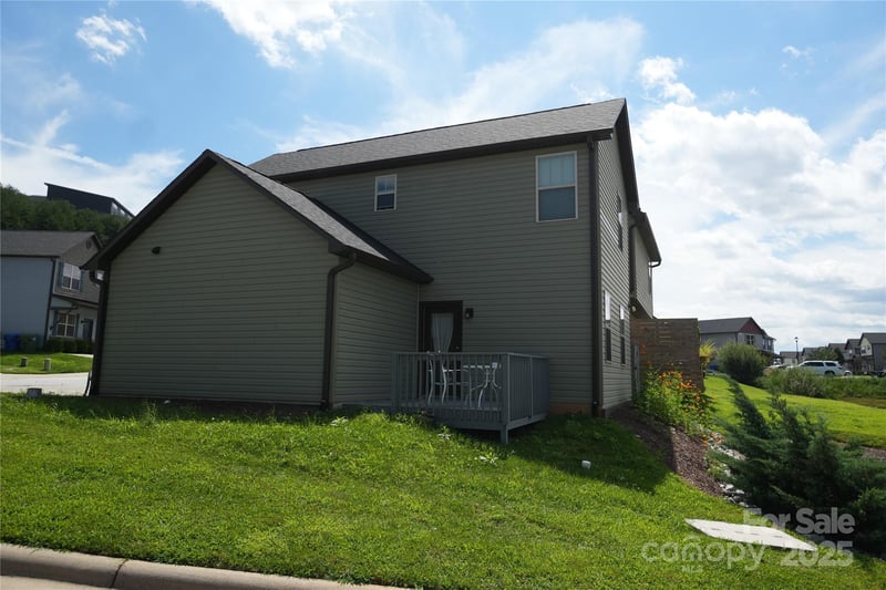 771 Cardwell Ln, Fletcher, NC 28732