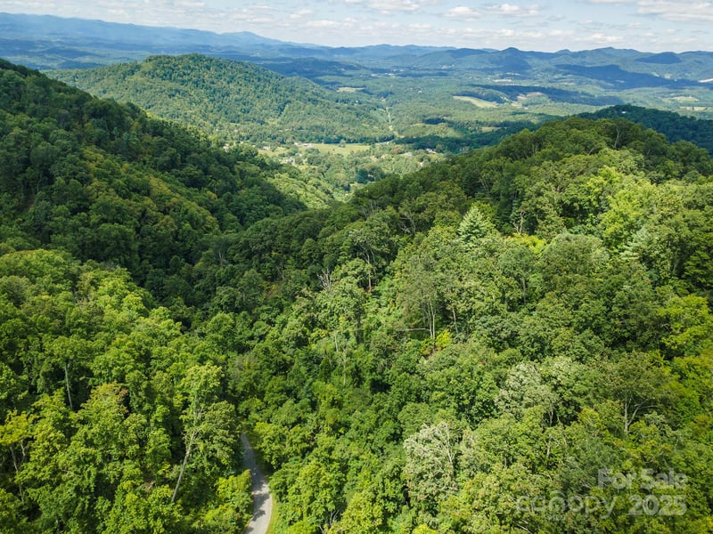 1559 Seven Glens Dr #165, Weaverville, NC 28787