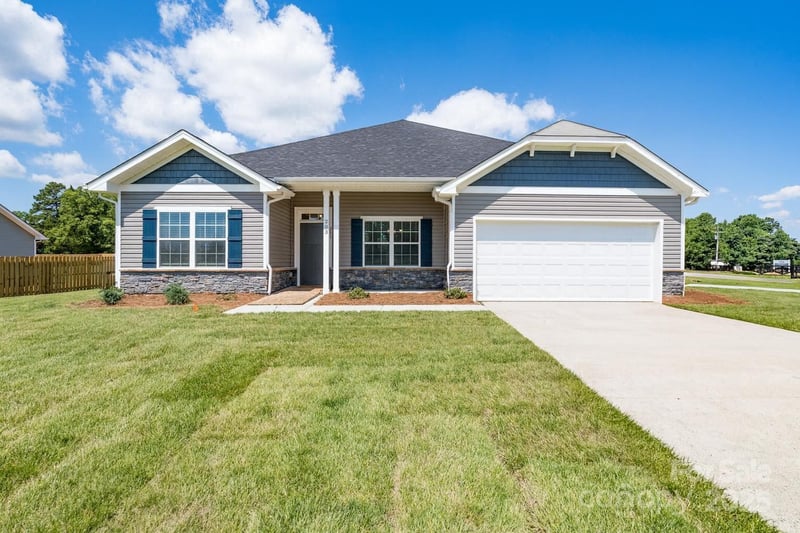 1155 Kildare Dr #1, Salisbury, NC 28146