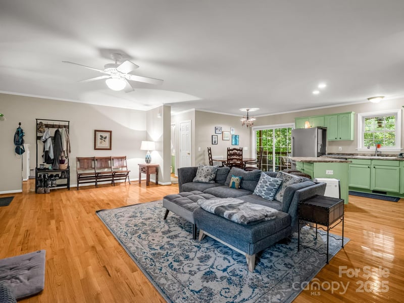 288 Long Ridge Rd, Old Fort, NC 28762