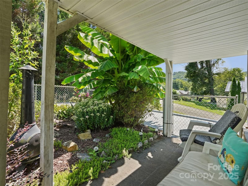 177 Dewey Ave, Canton, NC 28716