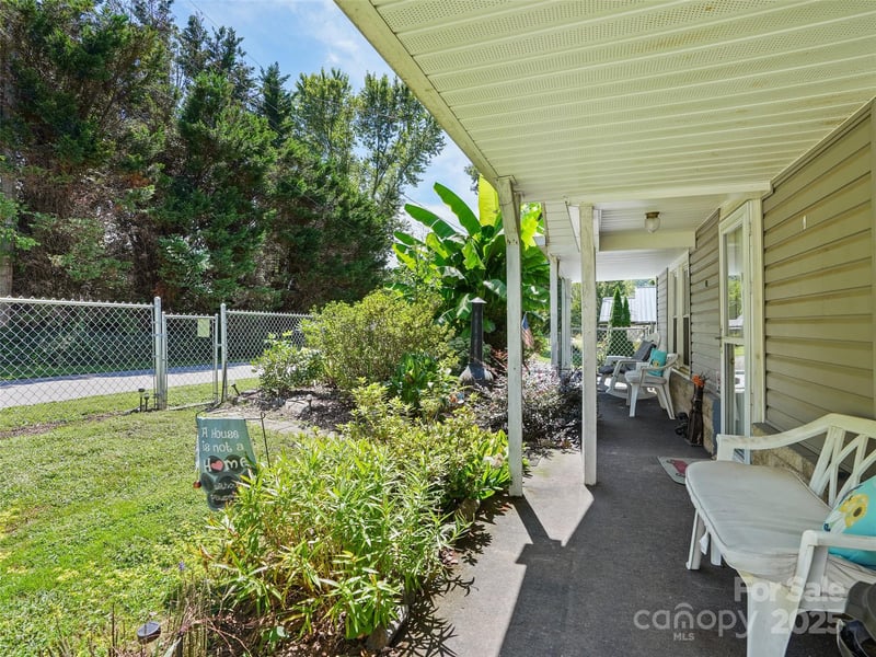 177 Dewey Ave, Canton, NC 28716