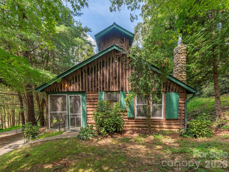 10 Beaverdam Knoll Rd, Asheville, NC 28804