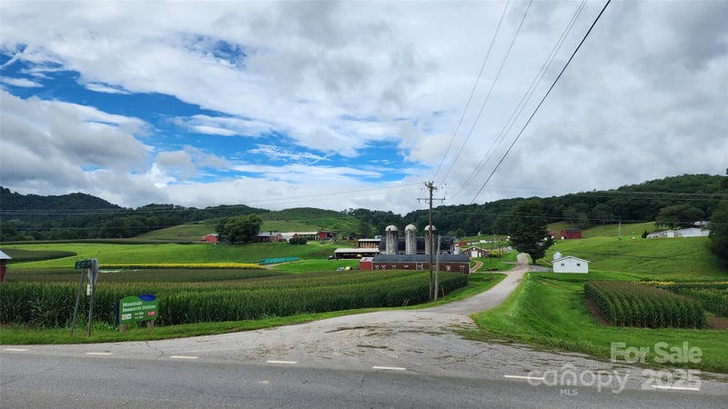 8625-06-2360 Racoon Rd #2, Waynesville, NC 28786
