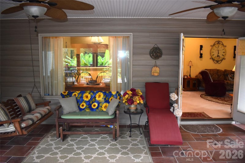 5 Kari Cir, Candler, NC 28715