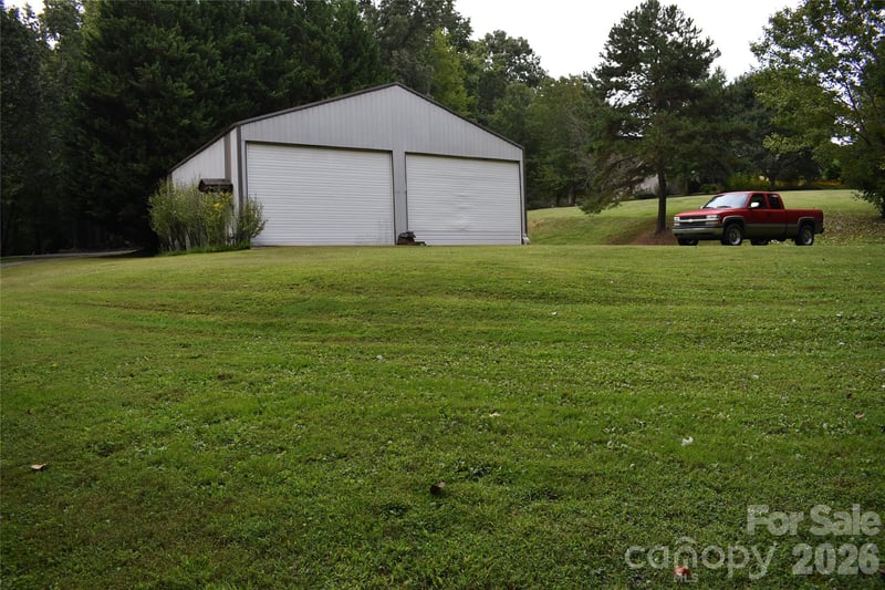 5 Kari Cir, Candler, NC 28715