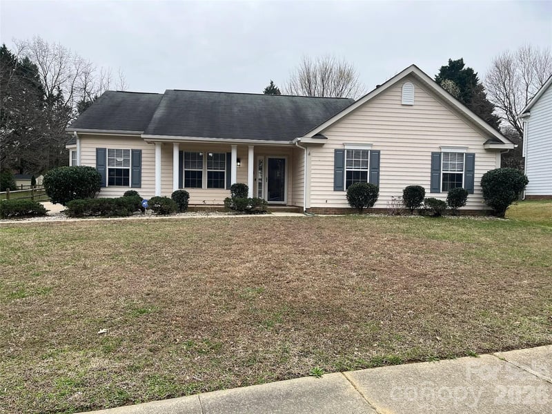 12042 Mallard Ridge Dr, Charlotte, NC 28269