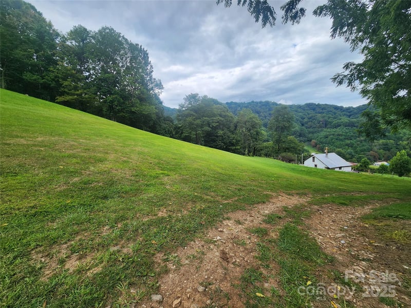 1925 Fork Rd, Marshall, NC 28753
