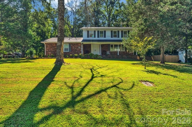201 Bayberry Dr, Salisbury, NC 28147