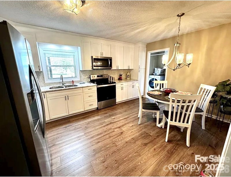 4722 Chapel Rd, Maiden, NC 28650